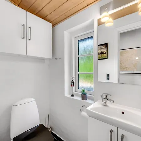 Helma - 580m To The Fjord By Interhome Vakantiehuis *